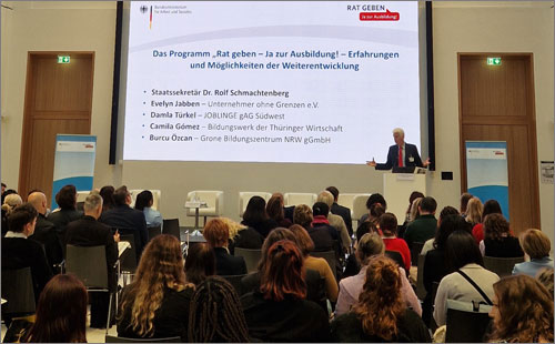 Grußwort von Staatssekretär Dr. Rolf schachtenberg auf der Fachveranstaltung des ESF Plus-Programms "Rat geben - Ja zur Ausbildung!" am 6. November 2024